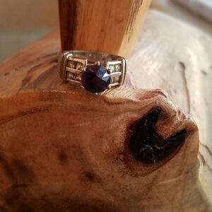 Vintage Sterling 925 Purple Stone Ring Size 8
